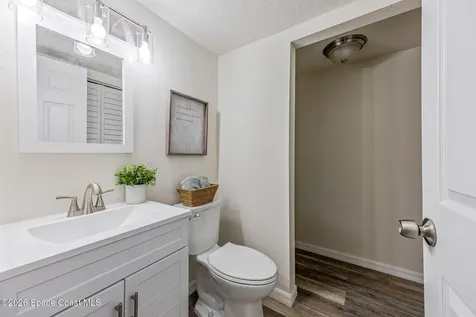 2715 Vista Oaks Circle NE Palm Bay FL 32905