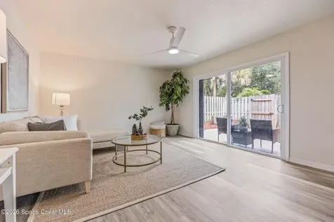 2715 Vista Oaks Circle NE Palm Bay FL 32905