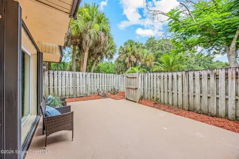 2715 Vista Oaks Circle NE Palm Bay FL 32905