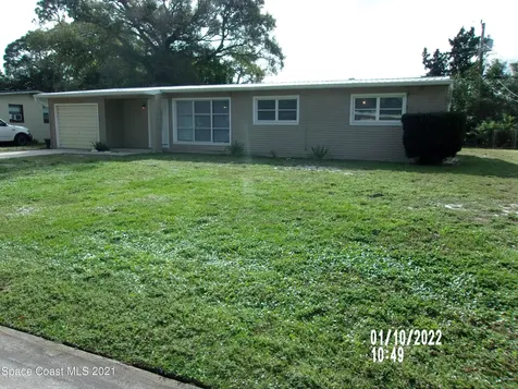 1105 Myrtle Lane Cocoa FL 32922