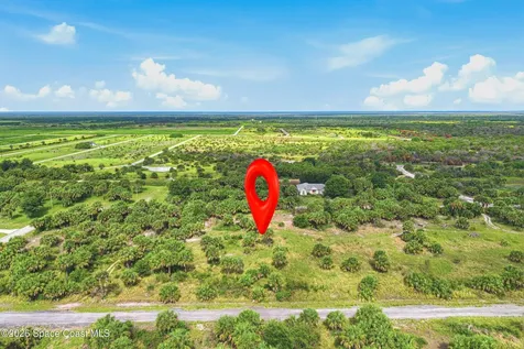 2178 Hibiscus Avenue SW Palm Bay FL 32908