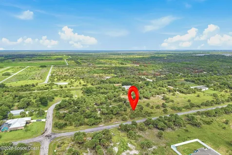 2178 Hibiscus Avenue SW Palm Bay FL 32908