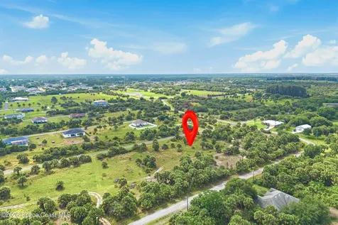 2178 Hibiscus Avenue SW Palm Bay FL 32908
