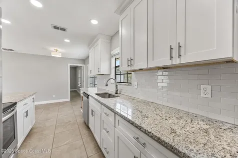 290 Brescia Street NE Palm Bay FL 32907
