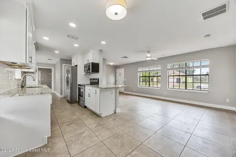 290 Brescia Street NE Palm Bay FL 32907