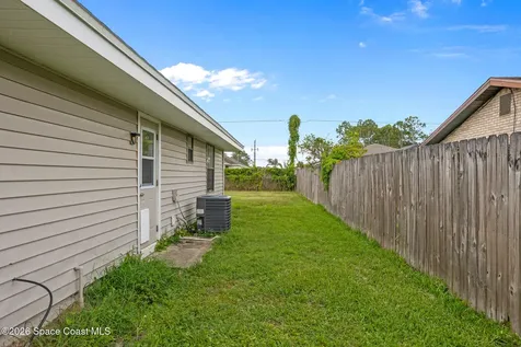 290 Brescia Street NE Palm Bay FL 32907