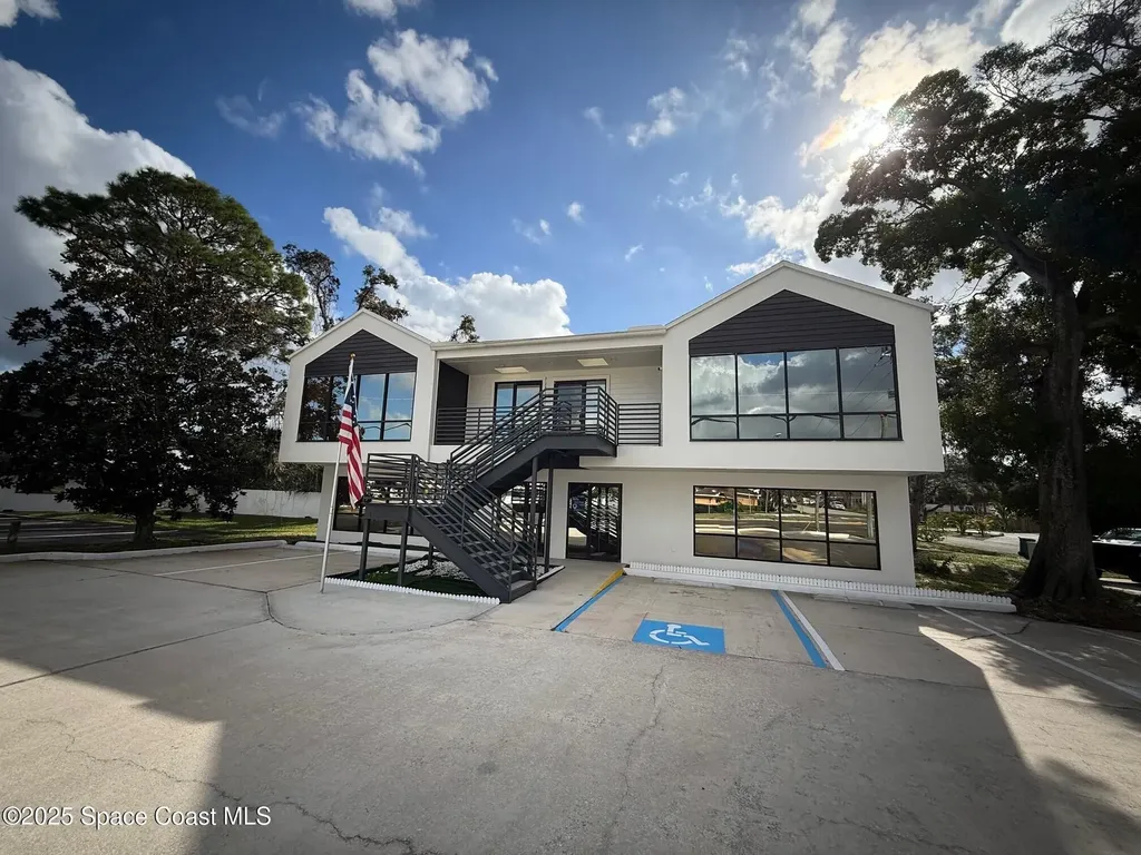 47 W New Haven Avenue Melbourne FL 32901