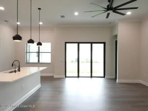 8555 Henry Avenue Melbourne FL 32904