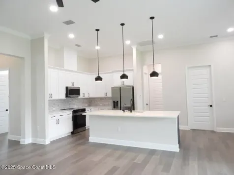 8555 Henry Avenue Melbourne FL 32904