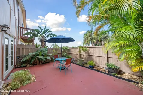 1518 E Minutemen Causeway E Cocoa Beach FL 32931
