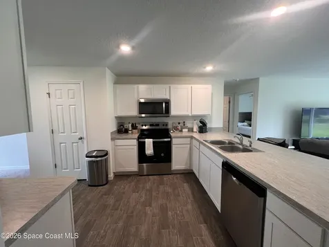 2182 Watkins Road SE Palm Bay FL 32909
