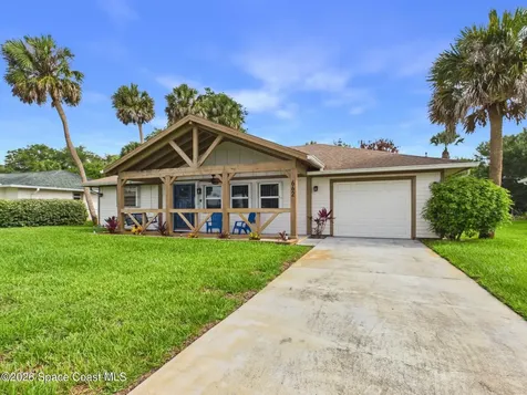 662 Vocelle Avenue Sebastian FL 32958