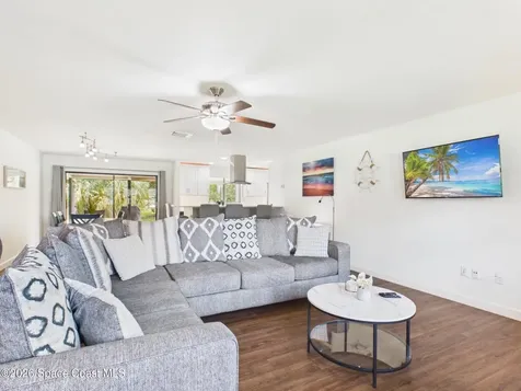 662 Vocelle Avenue Sebastian FL 32958