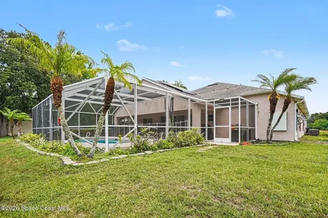 974 Pebble Avenue NE Palm Bay FL 32907