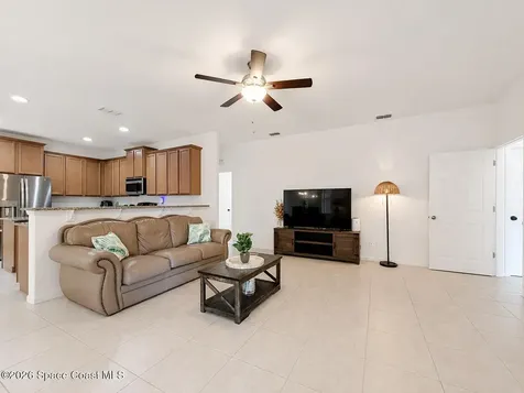 208 Grouper Circle SE Palm Bay FL 32909