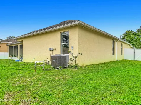 208 Grouper Circle SE Palm Bay FL 32909