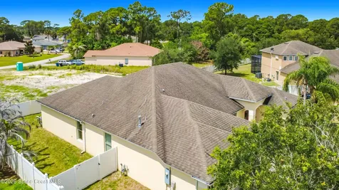 208 Grouper Circle SE Palm Bay FL 32909
