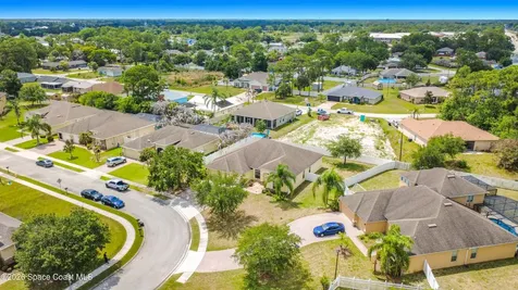 208 Grouper Circle SE Palm Bay FL 32909