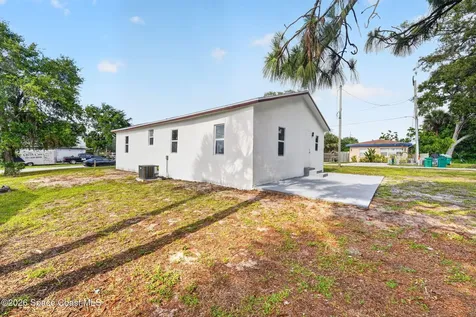 2343 Grant Street Melbourne FL 32901