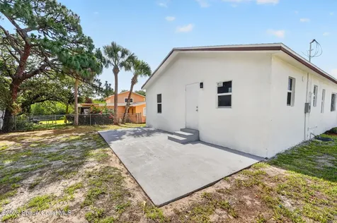 2343 Grant Street Melbourne FL 32901