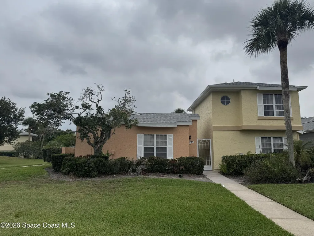 1490 Malibu Circle NE Palm Bay FL 32905