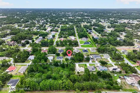 2759 Somerset Avenue SE Palm Bay FL 32909