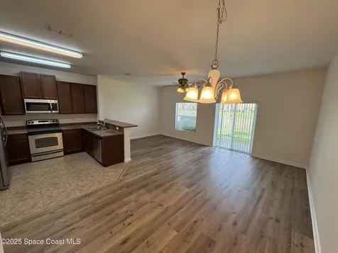 2700 Revolution Street Melbourne FL 32935