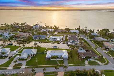 2395 Brookside Way Indialantic FL 32903