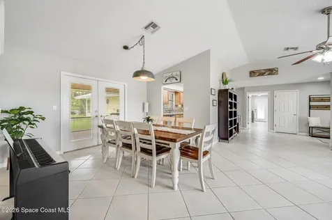 4500 Hunters Run Circle Grant FL 32949