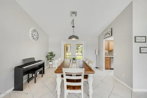 4500 Hunters Run Circle Grant FL 32949