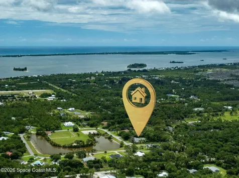 4500 Hunters Run Circle Grant FL 32949