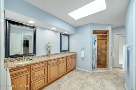 4500 Hunters Run Circle Grant FL 32949