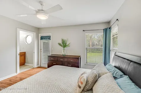 4500 Hunters Run Circle Grant FL 32949