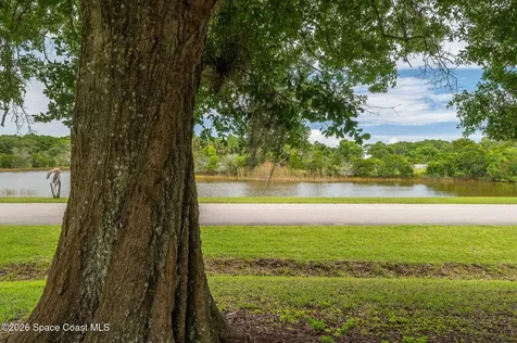4500 Hunters Run Circle Grant FL 32949