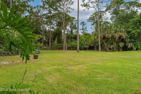 4500 Hunters Run Circle Grant FL 32949