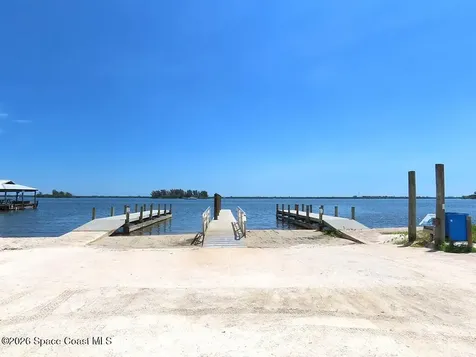 4500 Hunters Run Circle Grant FL 32949