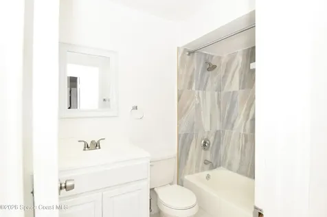 838 Gillen Avenue NW Palm Bay FL 32907