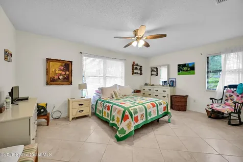 932 Starflower Avenue Sebastian FL 32958
