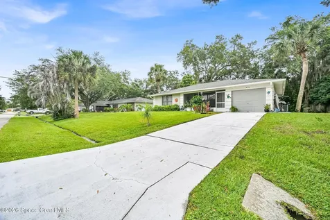 932 Starflower Avenue Sebastian FL 32958