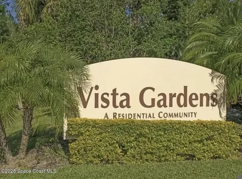 25 Vista Gardens Trail Vero Beach FL 32962