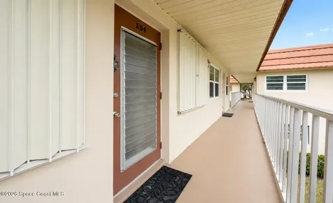 25 Vista Gardens Trail Vero Beach FL 32962
