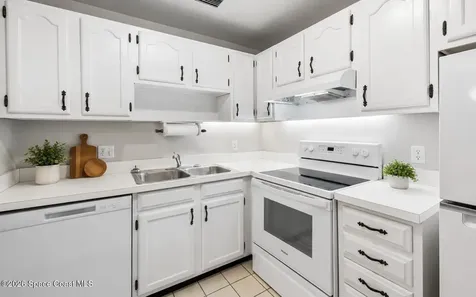 25 Vista Gardens Trail Vero Beach FL 32962