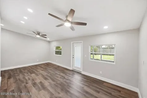 271 Naylor Street NE Palm Bay FL 32907
