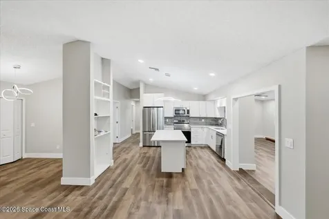 271 Naylor Street NE Palm Bay FL 32907