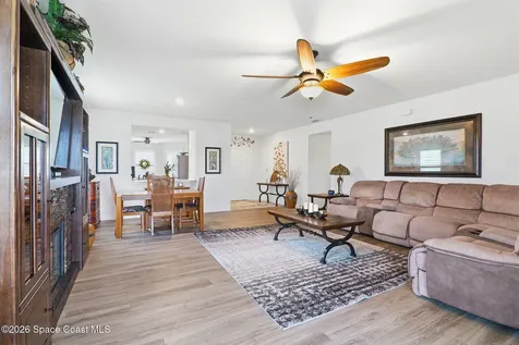 380 Guinevere Drive SW Palm Bay FL 32908