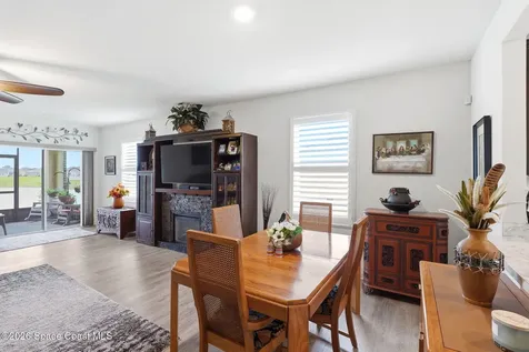 380 Guinevere Drive SW Palm Bay FL 32908