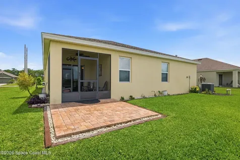 380 Guinevere Drive SW Palm Bay FL 32908