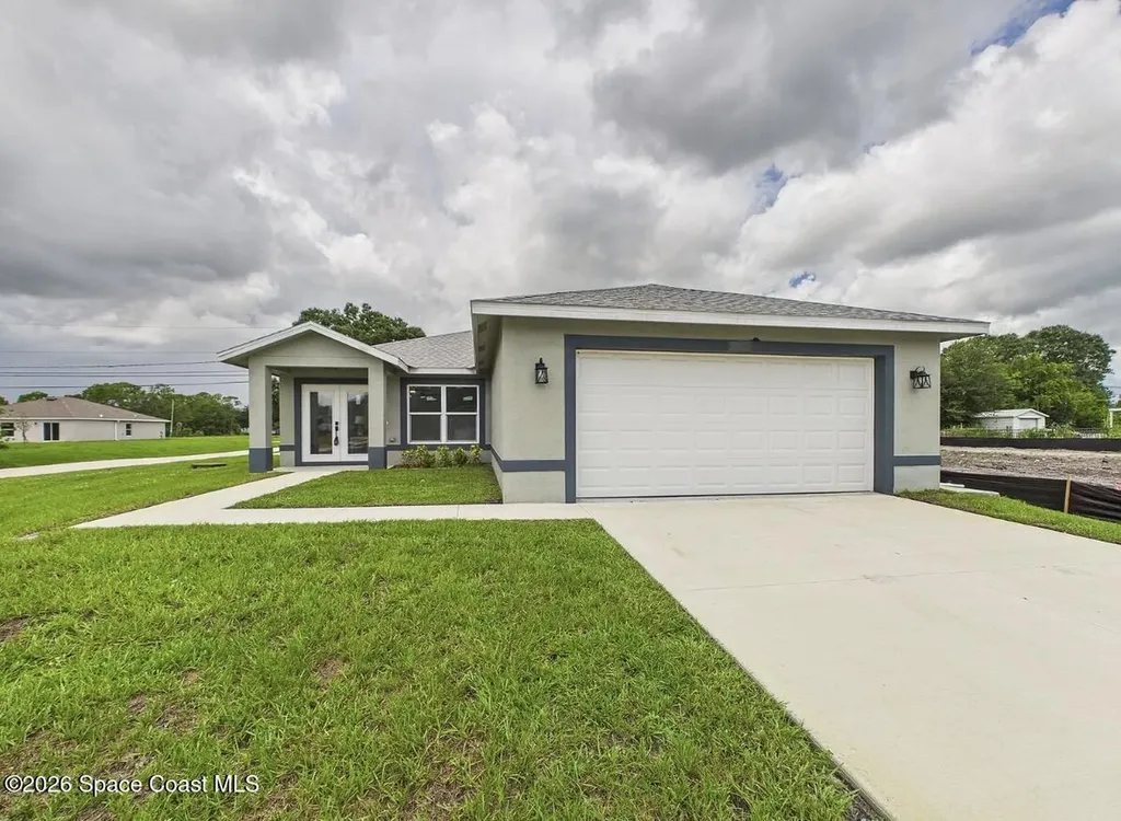 8815 100th Court Vero Beach FL 32967