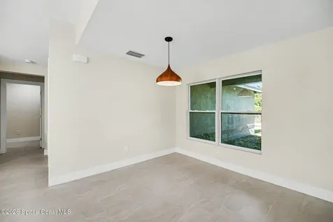 8815 100th Court Vero Beach FL 32967