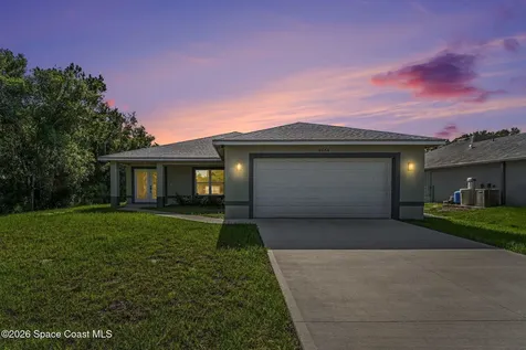 8815 100th Court Vero Beach FL 32967